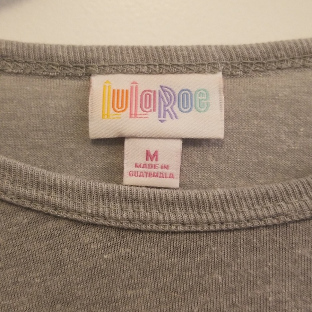 Lularoe Randy Tee - Picture 2 of 4